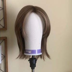 Wig- Jackson by Noriko (for Rene of Paris)